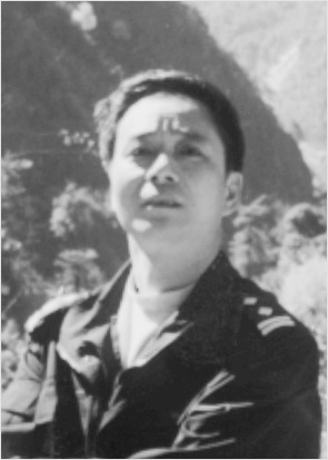 何發昌 