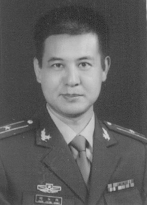 周承強 