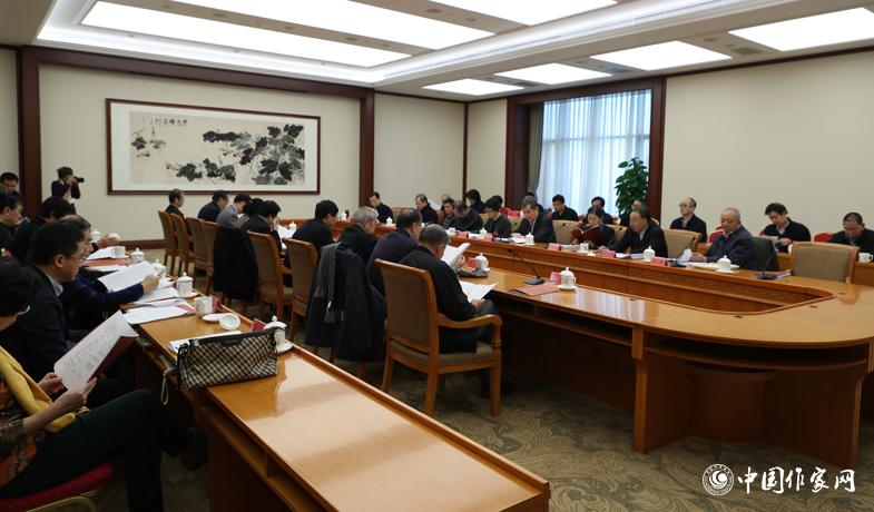 11月28日，中國作家協會第八屆主席團第十一次會議在北京召開。