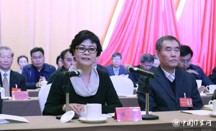 12月1日，中國作協九代會第二次全體會議召開，鐵凝主持會議。