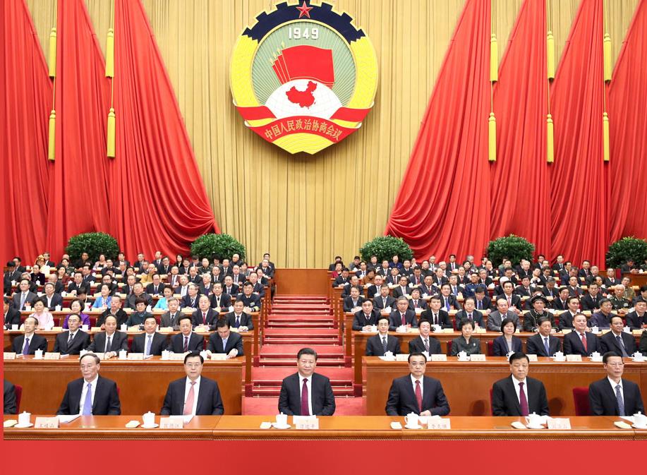 習近平、李克強、張德江、劉云山、王岐山、張高麗在主席臺就座