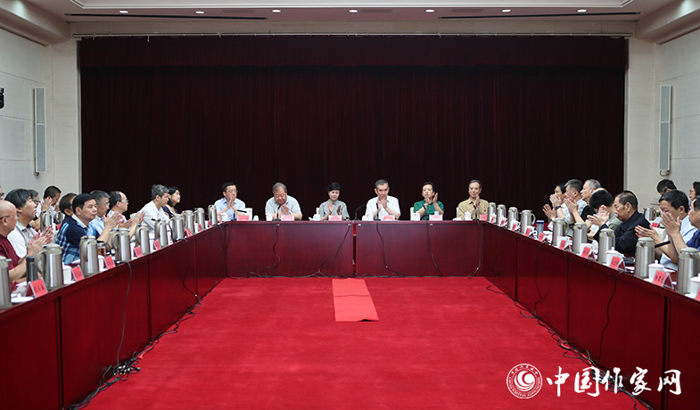 7月28日，第七屆魯迅文學獎各評獎委員會第一次全體會議在京舉行