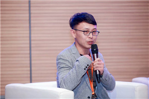 科幻文學：獲獎作品《奇跡之夏》作者：馬傳思         獲獎感言　　在田野中放牛時，或者干農活的閑暇坐在樹蔭下歇息時，也或者在某個炎熱的夏夜，躺在門外的竹席上納涼的時候，四周的一切事物會以一種奇妙的方式朝我匯聚過來：幾只螞蟻從草叢間出現，在我指尖列隊行進；一群秧雞從蟄伏的田埂下朝我張望；一只貓頭鷹在睡夢中向我囈語；田野中的麥浪翻滾，傳來大地心臟的律動；山林中的風聲呼嘯，帶來遠方的氣息……
