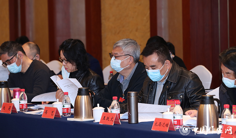 12月12日，中國作家協(xié)會(huì)第九屆主席團(tuán)第九次會(huì)議在京舉行。