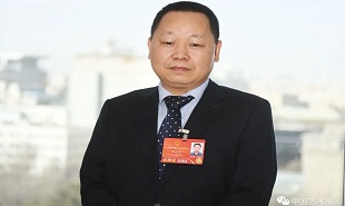 全國人大代表、民進重慶市委會副主委、重慶出版集團副總編輯別必亮
