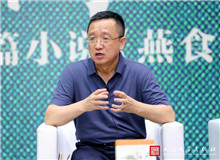 閻晶明：讀完《燕食記》，像吃了大餐般滿足　　《燕食記》是這一年來在長篇小說方面一個非常重要的收獲，我看完之后很震撼，也很意外……[詳細]