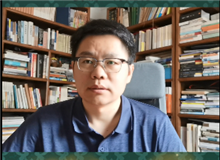 陳濤：以日常與瑣碎書寫宏大開(kāi)闊的主題不同家族的開(kāi)枝散葉，各自人生的縱橫走向，全都匯聚成了一條寬闊奔涌的大河……　[詳細(xì)]