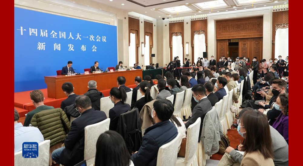 3月4日，十四屆全國人大一次會議在北京人民大會堂舉行新聞發布會。
