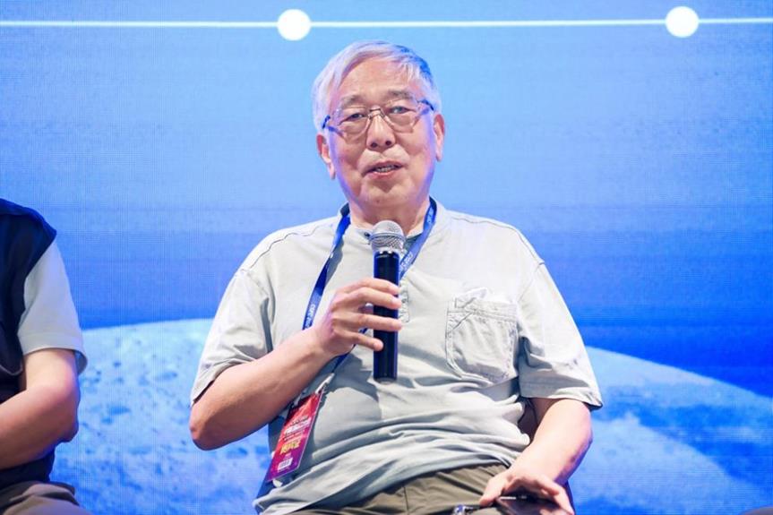 北京元宇科幻未來技術研究院名譽院長、科幻作家 王晉康