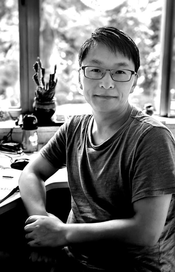 子禾，甘肅慶陽人，中國人民大學創造性寫作碩士。作品散見于《十月》《詩刊》《西湖》《作家》《長江文藝》等刊。著有長篇非虛構《異鄉人：我在北京這十年》、中短篇小說集《野蜂飛舞》（即將出版）等
