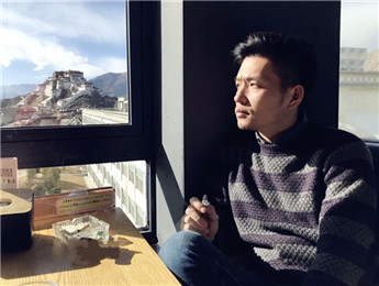 劉康：只有文本立得住，期許才能說出口