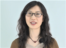 向萍：劉慶邦用一生做準(zhǔn)備的現(xiàn)實(shí)主義力作啃過(guò)榆樹皮柿樹皮，所以更能明白消除貧困的迫切需要，也更能體會(huì)成果的來(lái)之不易。[詳細(xì)]
