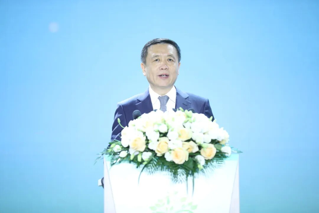 中國作協(xié)黨組書記、副主席張宏森致辭