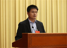 楊輝：以文學批評參與當代文化創造　　十余年有一個問題始終縈繞于懷，那就是如何做出屬于我們這一代人的學問……[詳細]