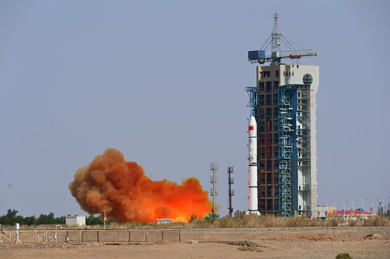2023年5月21日16時，我國在酒泉衛(wèi)星發(fā)射中心采用長征二號丙運載火箭，成功發(fā)射首顆內(nèi)地與澳門合作研制的空間科學(xué)衛(wèi)星“澳門科學(xué)一號”。新華社發(fā) 汪江波/攝