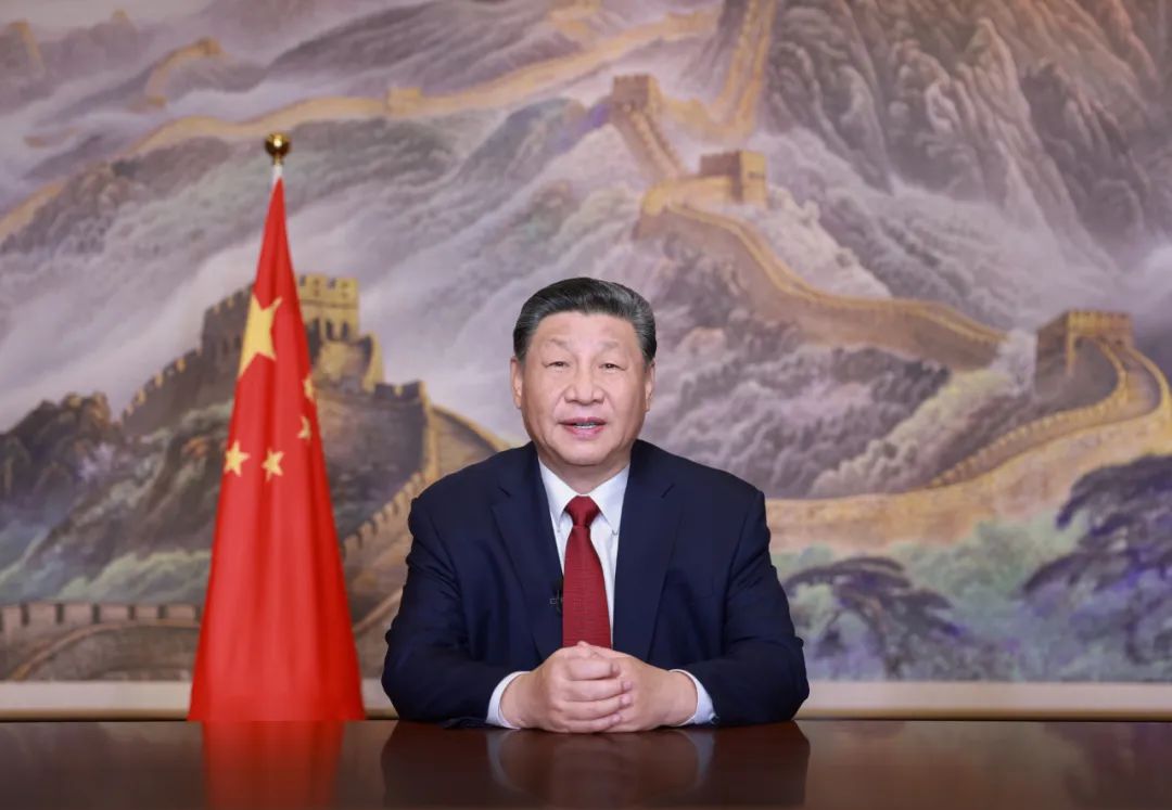 新年前夕，國家主席習近平通過中央廣播電視總臺和互聯網，發表二〇二五年新年賀詞。新華社記者 鞠鵬 攝
