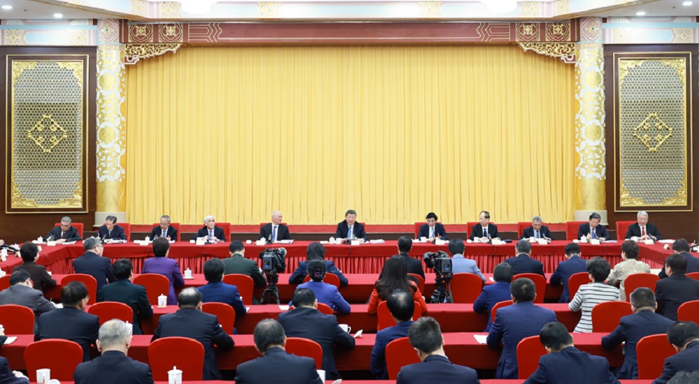 3月6日下午，中共中央總書記、國家主席、中央軍委主席習近平看望參加全國政協(xié)十四屆三次會議的民盟、民進、教育界委員