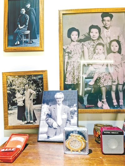楊苡書屋一角