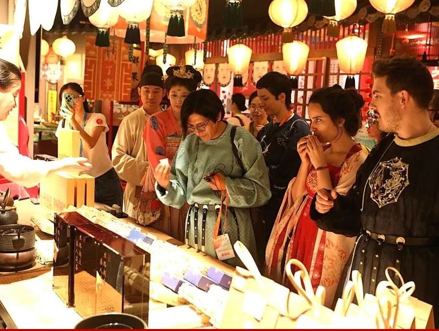 “文明會(huì)有不同，但詩歌讓我們得以溝通”