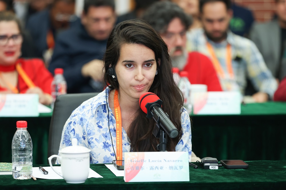 古巴詩人吉賽爾·露西亞·納瓦羅