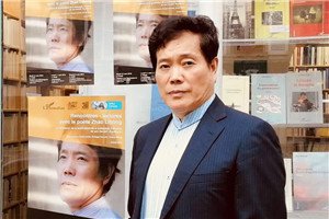 童話：獲獎作品《月光蟋蟀》作者：趙麗宏         獲獎感言我的寫作起始于詩歌和散文，寫兒童文學、小說和童話，是在我60歲以后。創作兒童文學，使我的寫作和兒童的世界聯系在一起。這是一個純真的世界，是一個不能容忍虛偽和欺騙的世界……